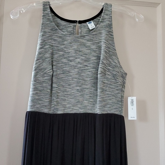 Old Navy Dress - Picture 2 of 6